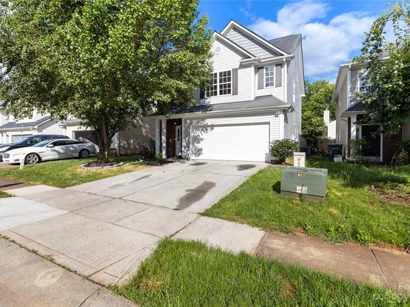 5122 Livermore Ln, Charlotte, NC 28227