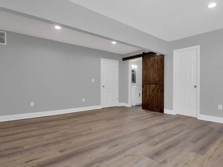 270 Jody Ln — Photo 11