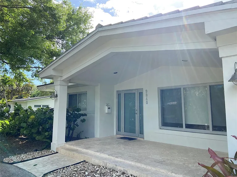9840 SW 69th Ave — Photo 22