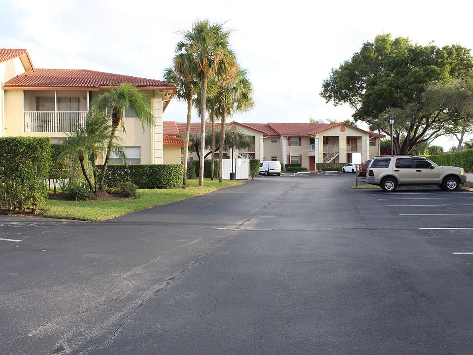 1st image of 3071 Holiday Springs #203