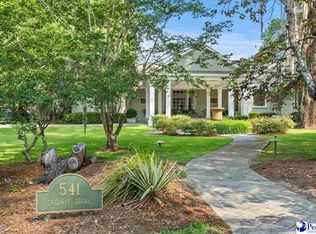 541 Fairway Dr, Florence, SC 29501