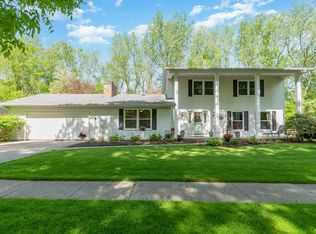 5220 Stony Creek Dr, Midland, MI