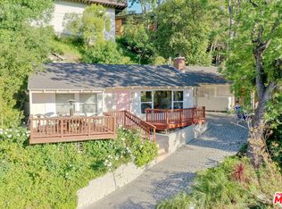 15278 Encanto Dr, Sherman Oaks, CA 91403