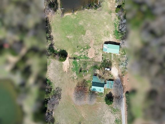 3rd image of 286 Caleb Ln