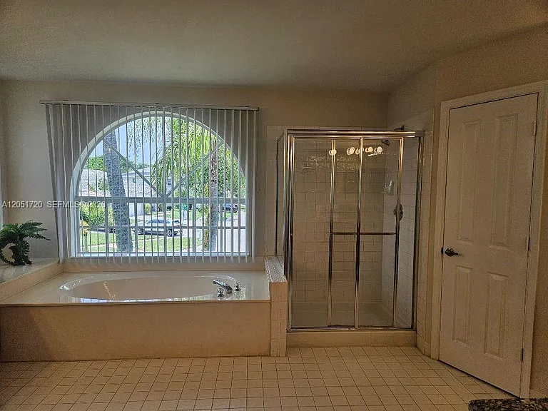 7558 Prescott Ln — Photo 21