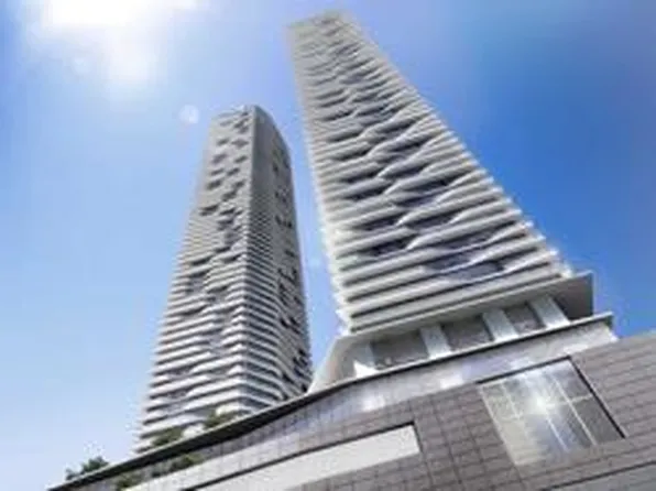 100 Harbour St, Toronto, ON