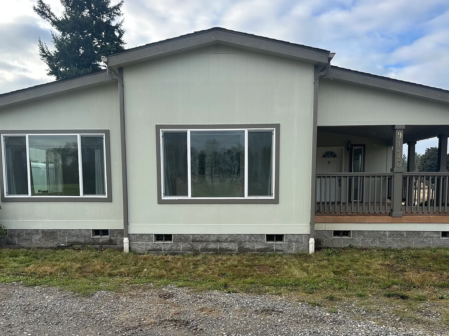9170 Clay Rd — Photo 2