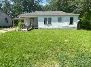 732 W North St, Leesville, LA 71446