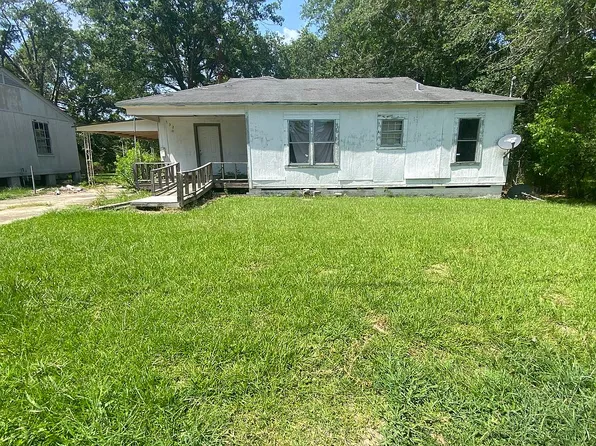 732 W North St, Leesville, LA 71446