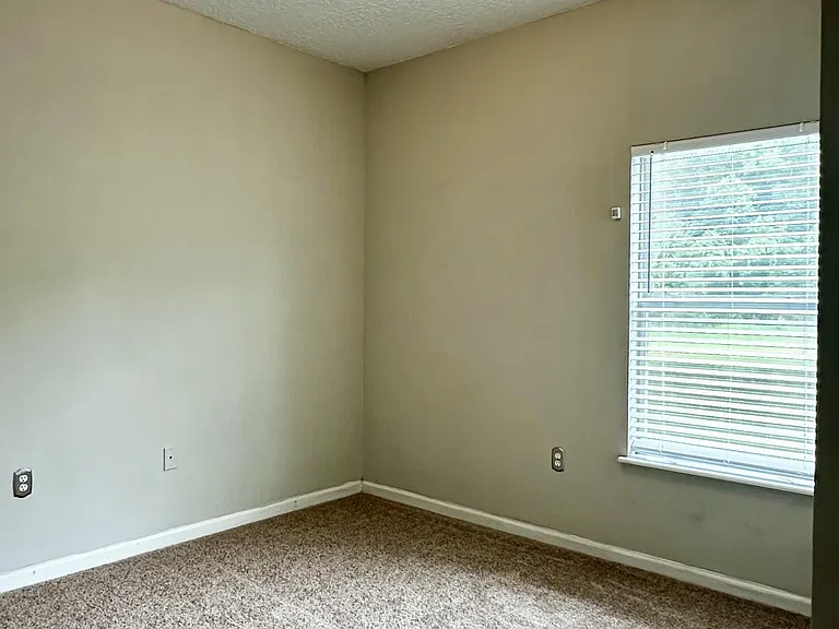 6985 Ortega Woods Dr #8 — Photo 10
