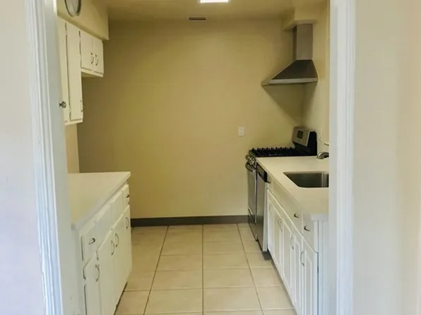 1215 Olive Ave, Huntington Beach, CA 92648