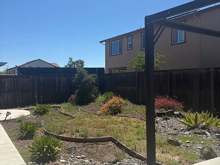 2578 Banks Dr — Photo 29