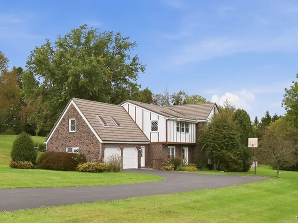 4601 Tucker Rd, Syracuse, NY 13215