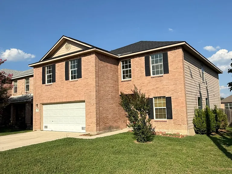 9310 Dublin Grn — Photo 1