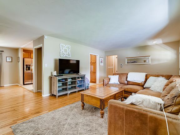 Spacious open concept living on gorgeous, easy-to-clean, environmentally-friendly hardwood floors.