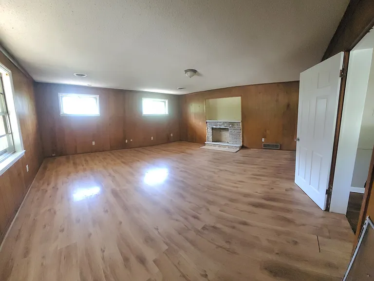 4011 Mountain Terrace St — Photo 6