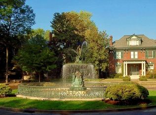 1432 Saint James Ct, Louisville, KY 40208