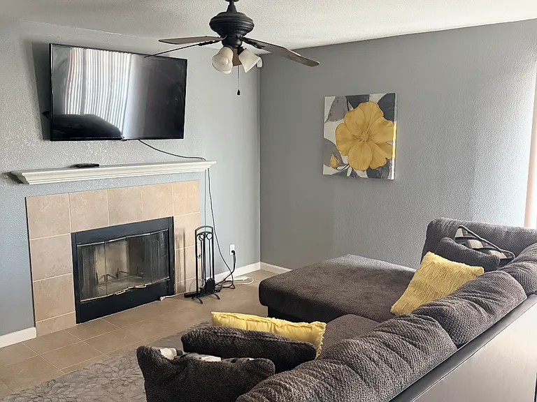 14331 Aaron Ct — Photo 6