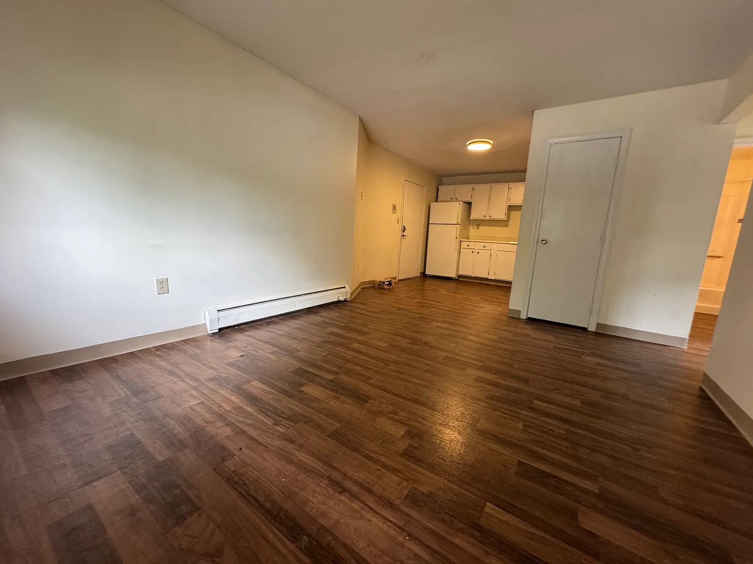 2 bed, 640 sqft, $1,795 — Photo 4