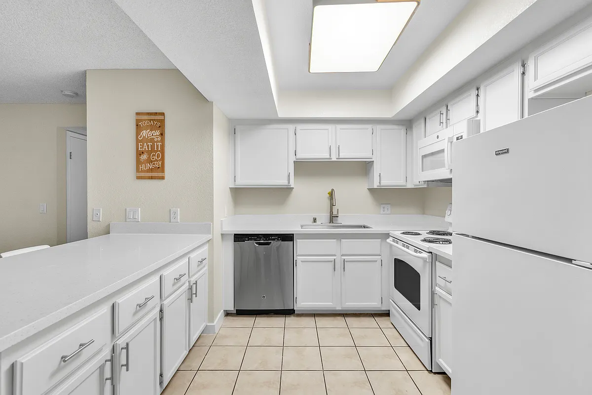 Building Photo - 924 Falconhead Ln #A