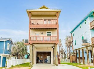 11221 Schwartz Dr, Galveston, TX 77554