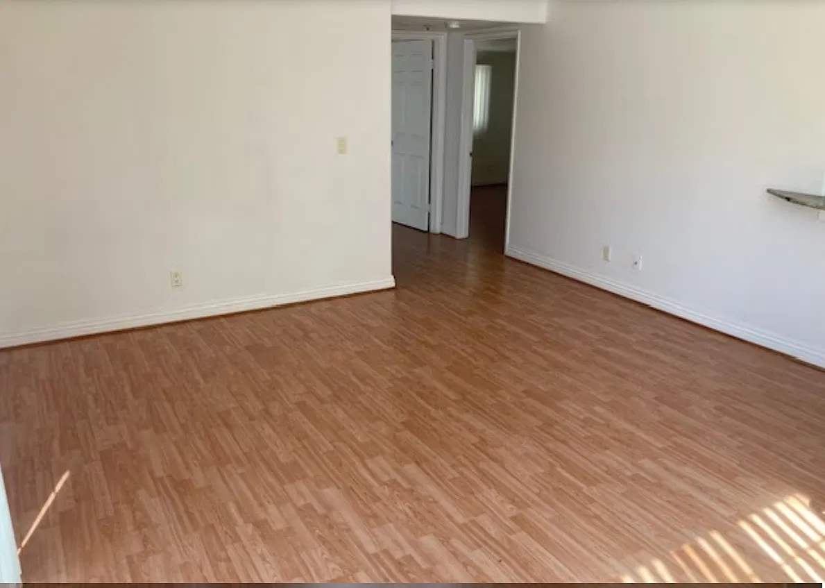 2 bed, 900 sqft, $2,800 — Photo 2