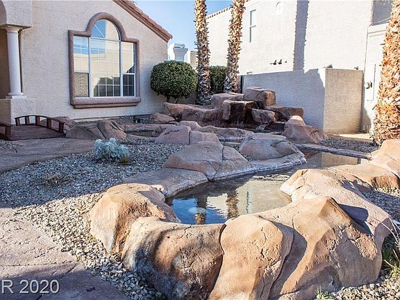 3rd image of 8104 Shorecrest Dr