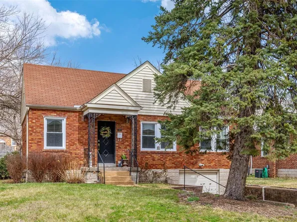 6215 Weber Rd, Saint Louis, MO 63123