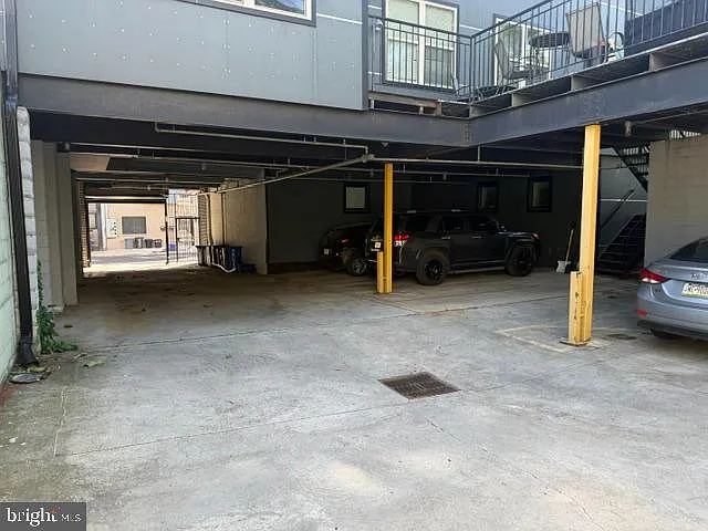 2029 E Fletcher St #8 — Photo 14