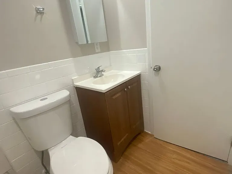 Hildreth Apartments — Photo 7