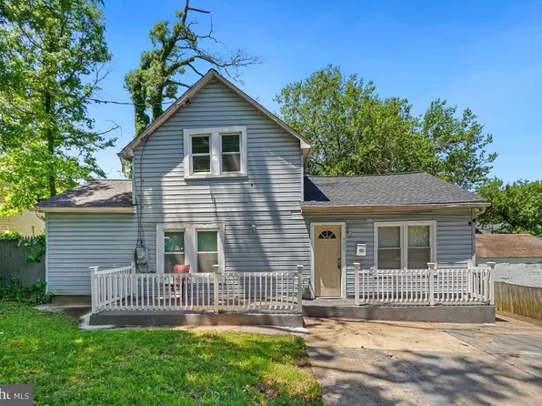 905 Nova Ave, Capitol Heights, MD 20743
