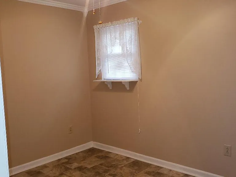 1730 Raoul Wallenberg Blvd — Photo 14