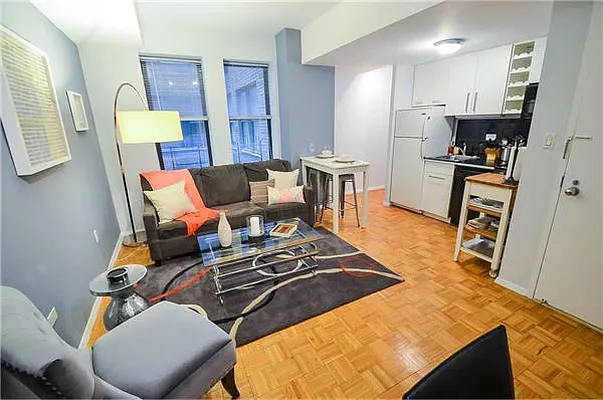 Rented by Global Realty Opportunities | media 36