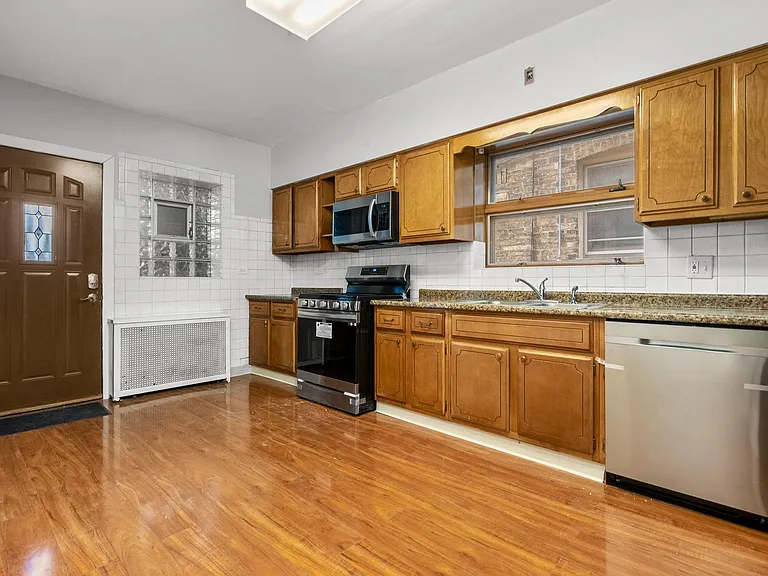 4932 N Kentucky Ave #1 — Photo 3