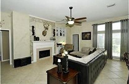 5th image of 11727 Lochberry Ct