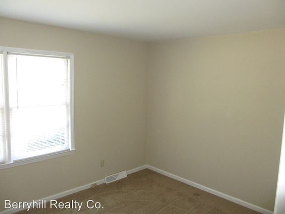 5th image of 801 Echodale Dr