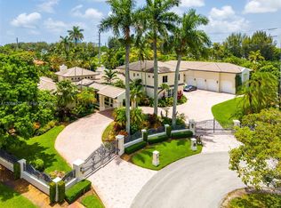 7855 SW 83rd Ct, Miami, FL 33143