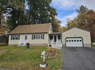 12 Elmer Dr, Nashua, NH 03062