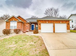 1926 Savannah Trce, Alton, IL 62002