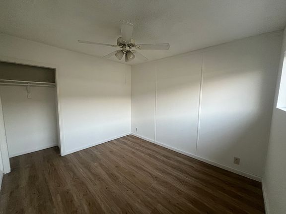 4th image of 11604 Sylvan St #6