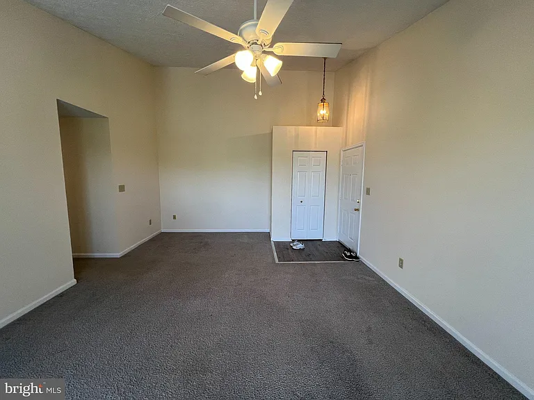 703 Orchard Overlook #301 — Photo 4
