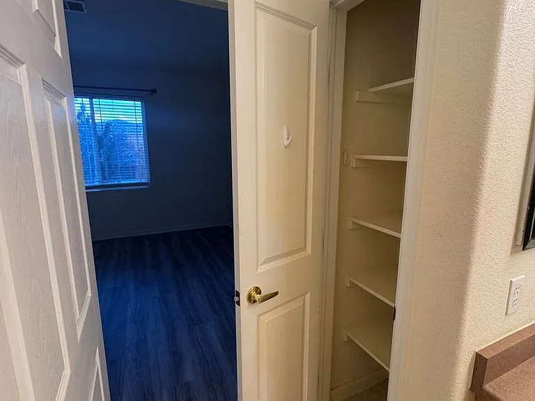 8457 S Hoyt Way #303 — Photo 36