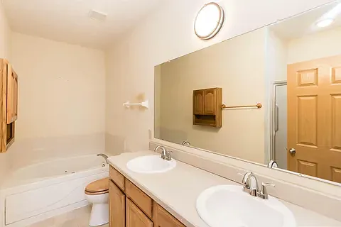 3 bed, 1516 sqft, $2,350 — Photo 4