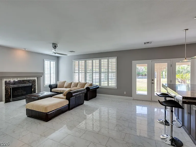 152 Ultra Dr — Photo 17