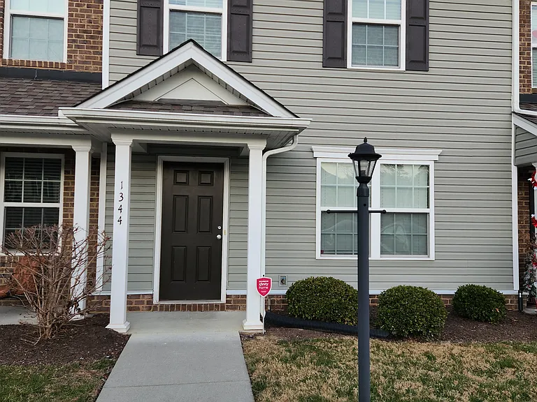1344 Stone Ridge Park Loop — Photo 22