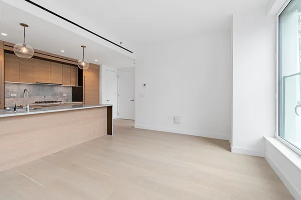 Rented by Douglas Elliman | media 16