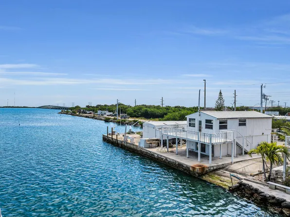 25161 Center St, Summerland Key, FL 33042