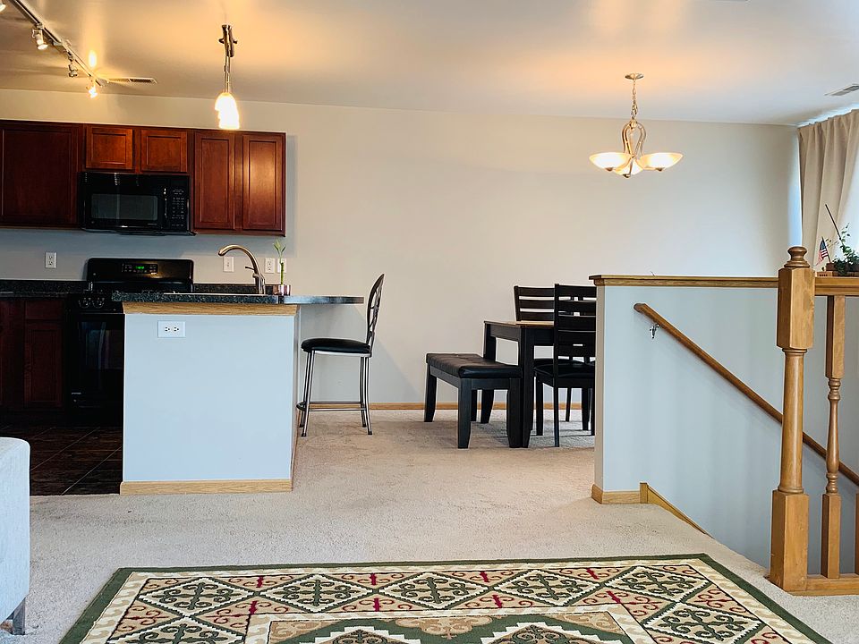 1st image of 7429 Thomas Dr