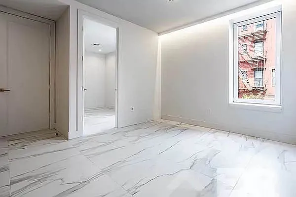 Rented by EXR | media 3