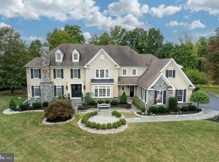 1736 Chantilly Ln, Chester Springs, PA 19425